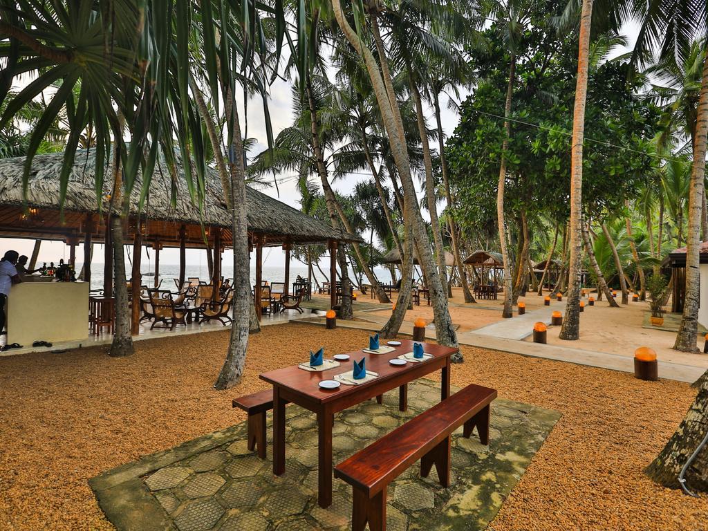 เทจัน บีช คาบายาส เบนโตตา Hotel ภายนอก รูปภาพ