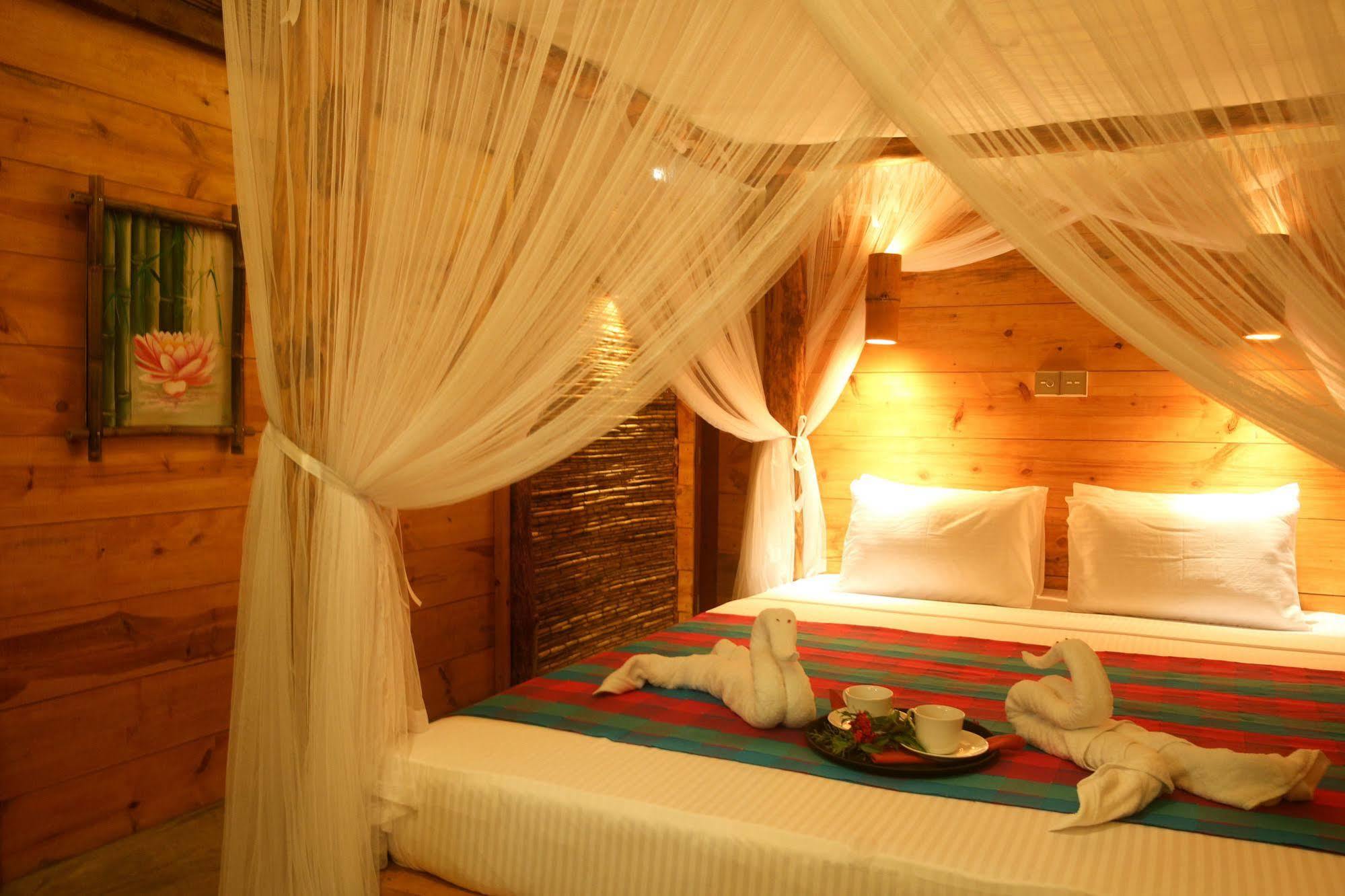 เทจัน บีช คาบายาส เบนโตตา Hotel ภายนอก รูปภาพ