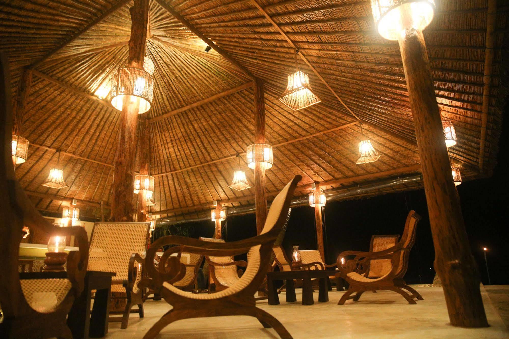 เทจัน บีช คาบายาส เบนโตตา Hotel ภายนอก รูปภาพ